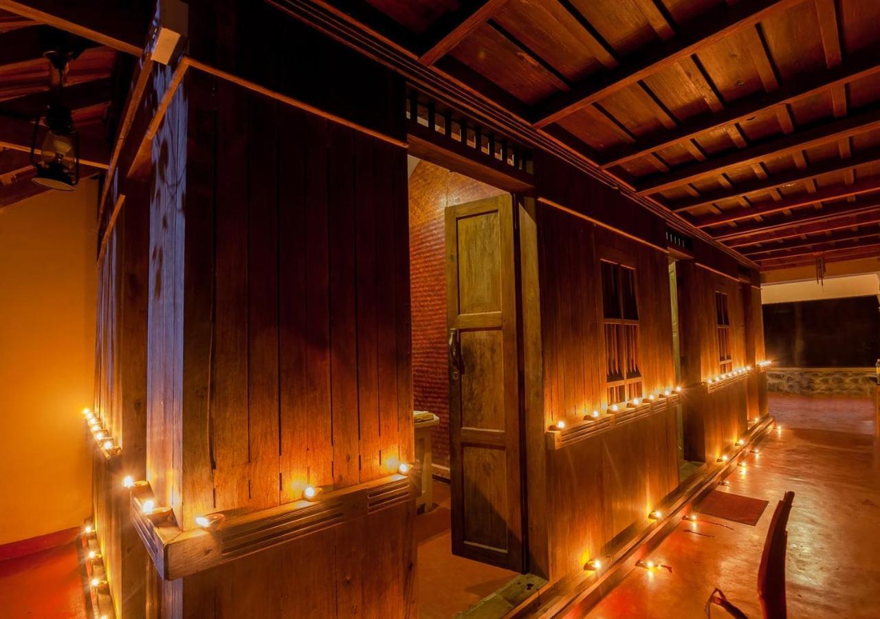 ออกซิ้เจน รีสอร์ต - เทกกาดี Hotel เทกคาดี ภายนอก รูปภาพ