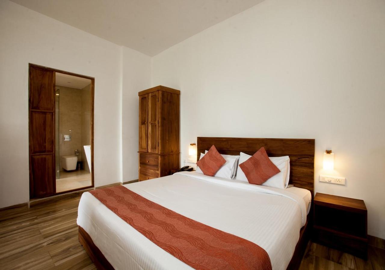 ออกซิ้เจน รีสอร์ต - เทกกาดี Hotel เทกคาดี ภายนอก รูปภาพ