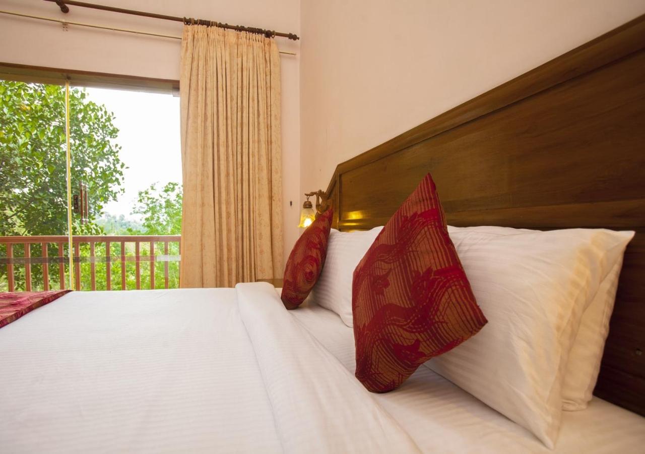 ออกซิ้เจน รีสอร์ต - เทกกาดี Hotel เทกคาดี ภายนอก รูปภาพ
